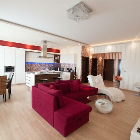 Prestige Apartment Komárno Exterior foto